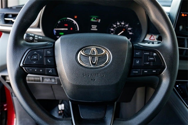 2023 Toyota Sienna LE 8 Passenger in Houston, TX - Mac Haik Auto Group