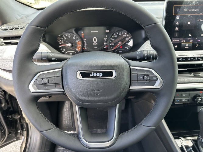 2023 Jeep Compass Latitude Lux in Houston, TX - Mac Haik Auto Group