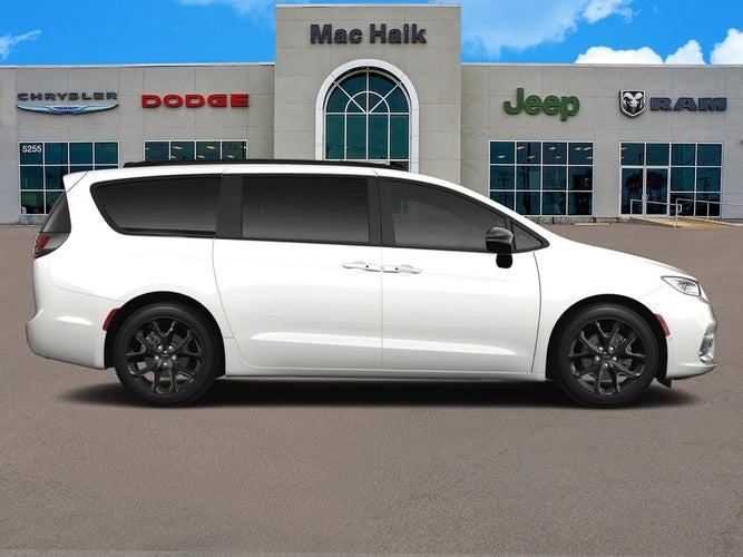 2024 Chrysler Pacifica Touring L in Houston, TX - Mac Haik Auto Group
