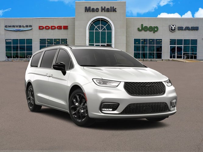 2024 Chrysler Pacifica Limited in Houston, TX - Mac Haik Auto Group