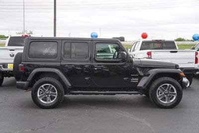 2022 Jeep Wrangler Unlimited Sahara