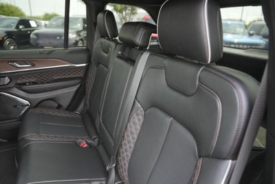 2023 Jeep Grand Cherokee Summit