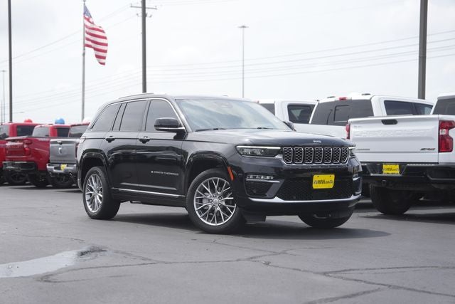 2023 Jeep Grand Cherokee Summit