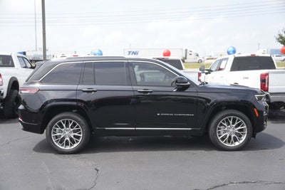 2023 Jeep Grand Cherokee Summit