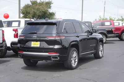 2023 Jeep Grand Cherokee Summit