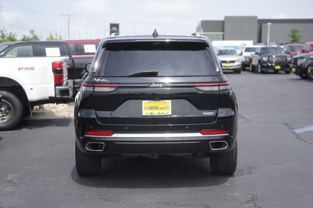 2023 Jeep Grand Cherokee Summit