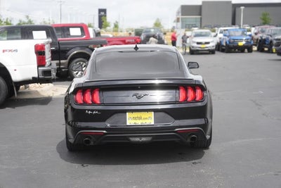 2021 Ford Mustang EcoBoost