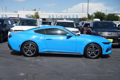 2025 Ford Mustang EcoBoost