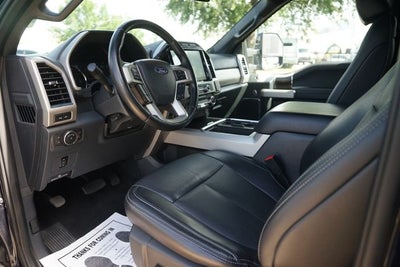 2022 Ford F-250SD Lariat