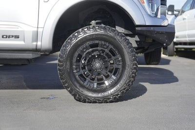 2023 Ford F-150 Lariat BLACK OPS