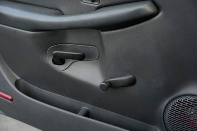 2002 Chevrolet Silverado 1500 Base