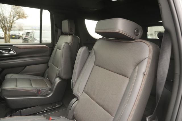 2022 Chevrolet Suburban High Country