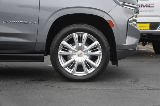 2022 Chevrolet Suburban High Country