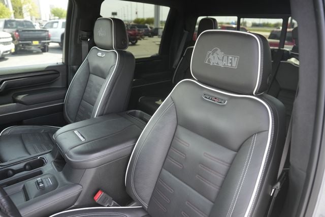 2025 GMC Sierra 2500HD AT4X