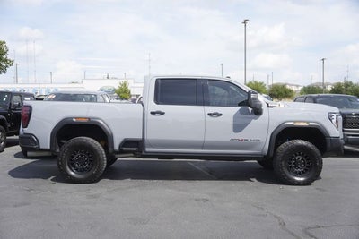 2025 GMC Sierra 2500HD AT4X