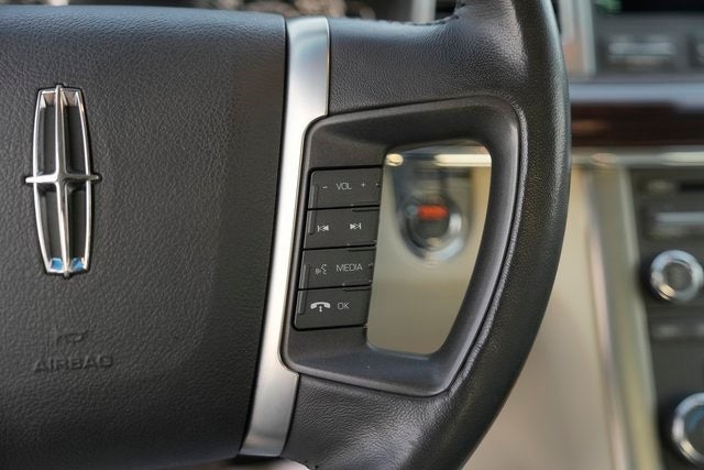 2009 Lincoln MKS Base