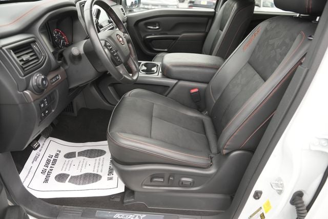 2024 Nissan Titan PRO-4X