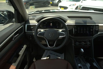 2022 Volkswagen Atlas 3.6L V6 SE w/Technology