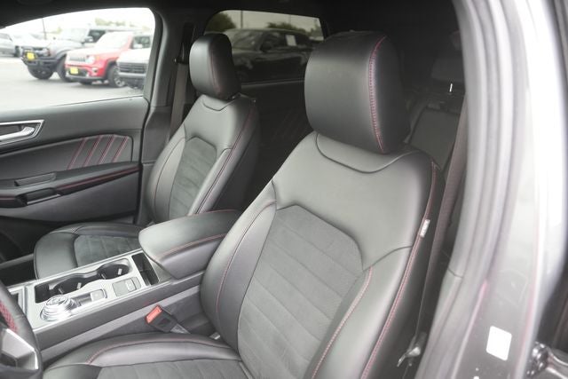 2022 Ford Edge ST Line