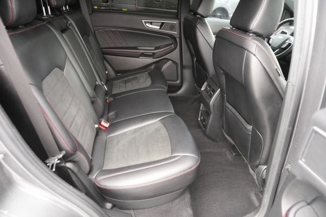 2022 Ford Edge ST Line