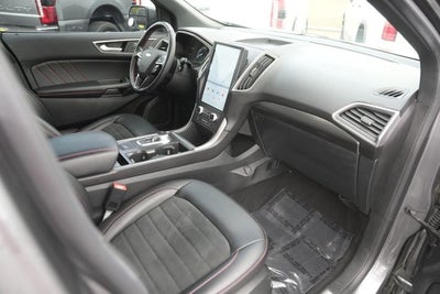 2022 Ford Edge ST Line