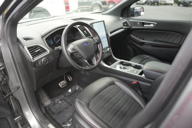 2022 Ford Edge ST Line