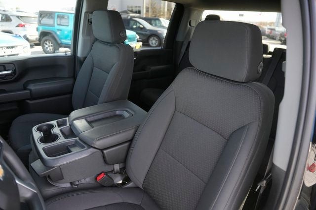 2023 Chevrolet Silverado 2500HD Custom