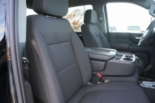 2023 Chevrolet Silverado 2500HD Custom