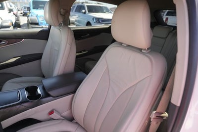 2019 Lincoln Nautilus Select