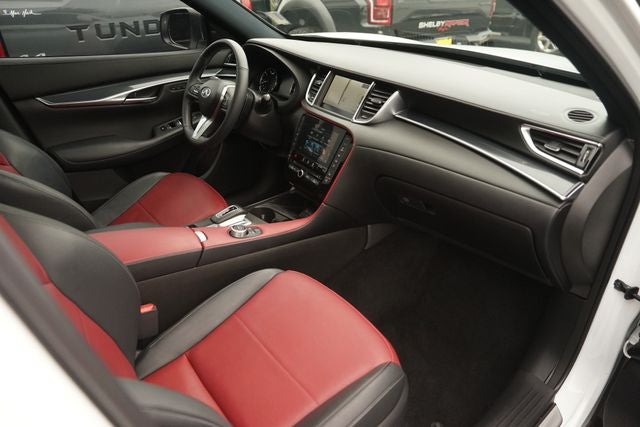 2023 INFINITI QX50 SPORT