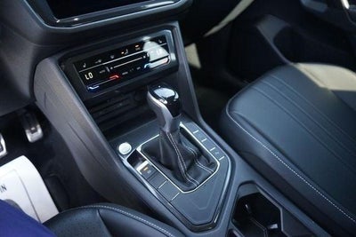 2024 Volkswagen Tiguan 2.0T SE R-Line Black