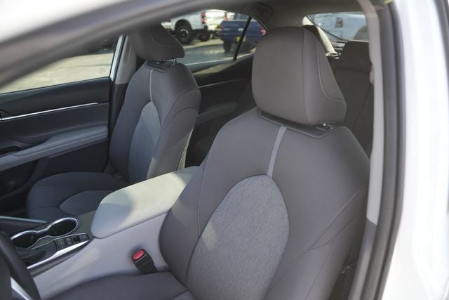 2021 Toyota Camry Hybrid LE