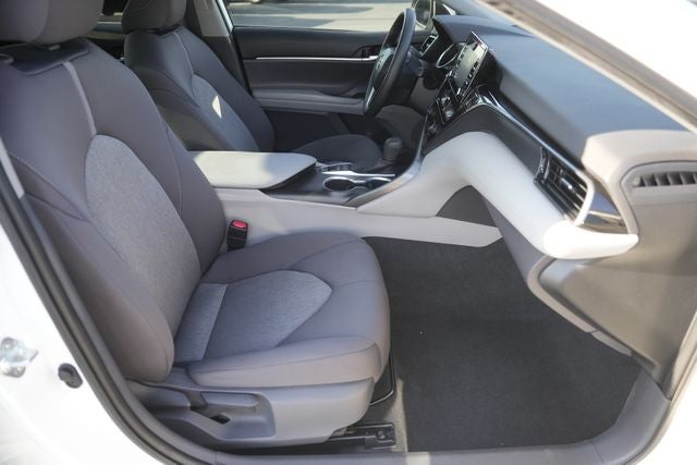 2021 Toyota Camry Hybrid LE