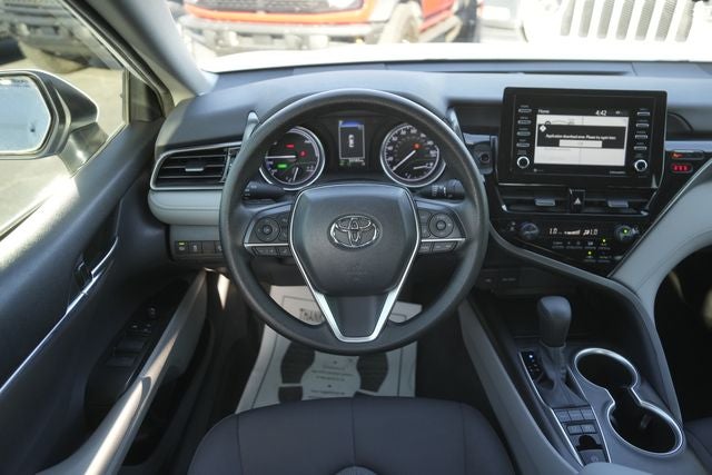 2021 Toyota Camry Hybrid LE