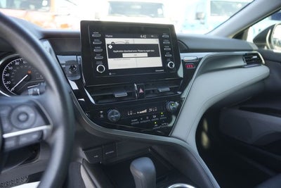 2021 Toyota Camry Hybrid LE