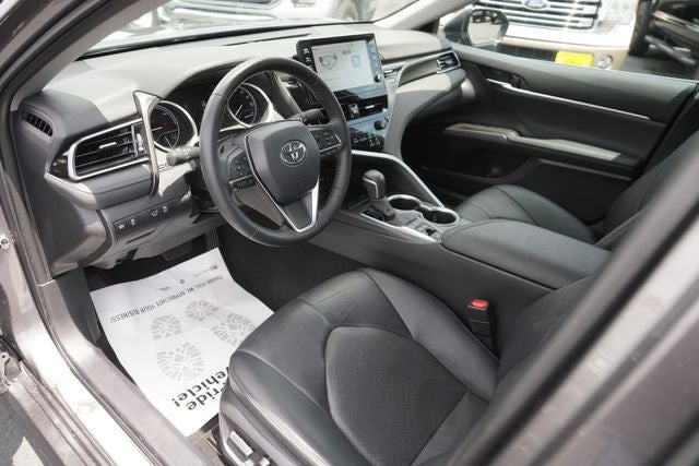 2023 Toyota Camry Hybrid XLE