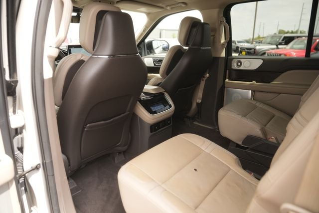2023 Lincoln Navigator L Reserve