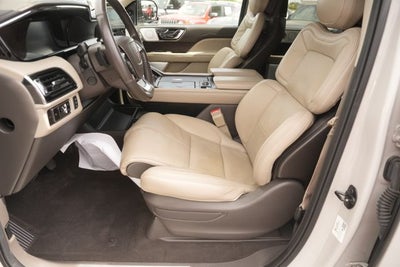 2023 Lincoln Navigator L Reserve