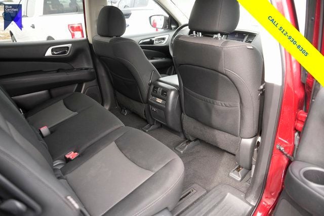 2020 Nissan Pathfinder SV