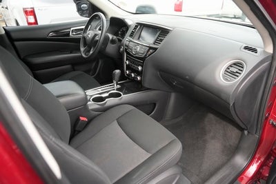 2020 Nissan Pathfinder SV