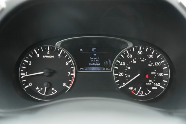 2020 Nissan Pathfinder SV