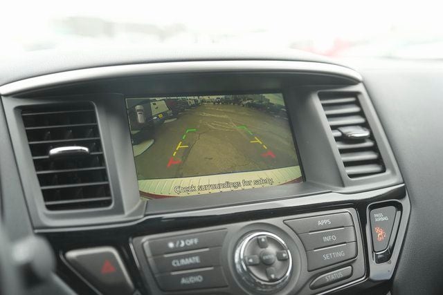 2020 Nissan Pathfinder SV