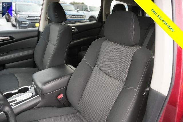 2020 Nissan Pathfinder SV