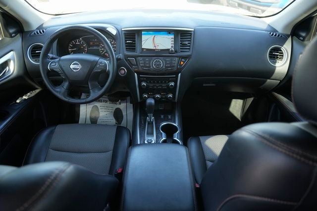 2019 Nissan Pathfinder SV