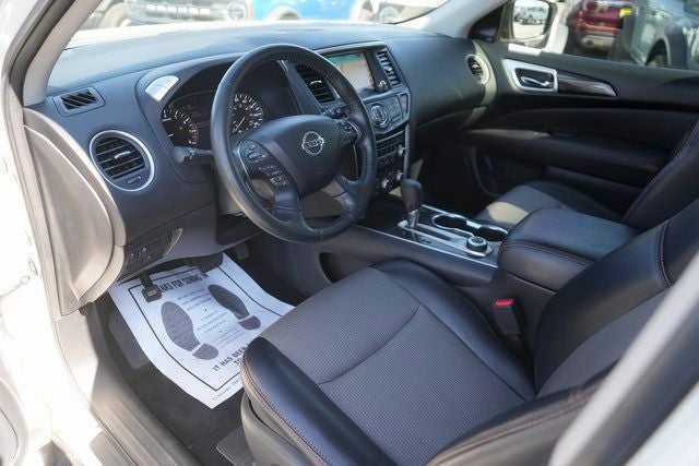 2019 Nissan Pathfinder SV