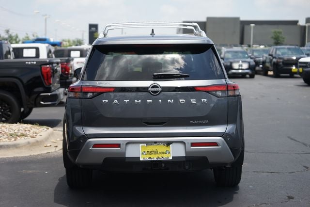 2025 Nissan Pathfinder Platinum
