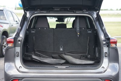 2021 Toyota Highlander L
