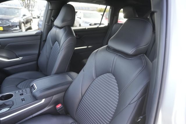 2024 Toyota Highlander XSE