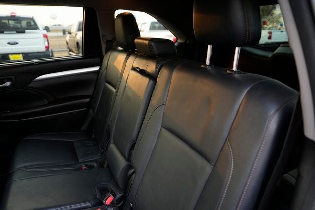 2016 Toyota Highlander XLE V6