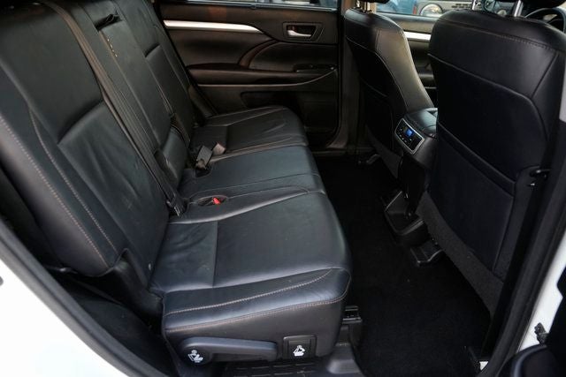 2016 Toyota Highlander XLE V6